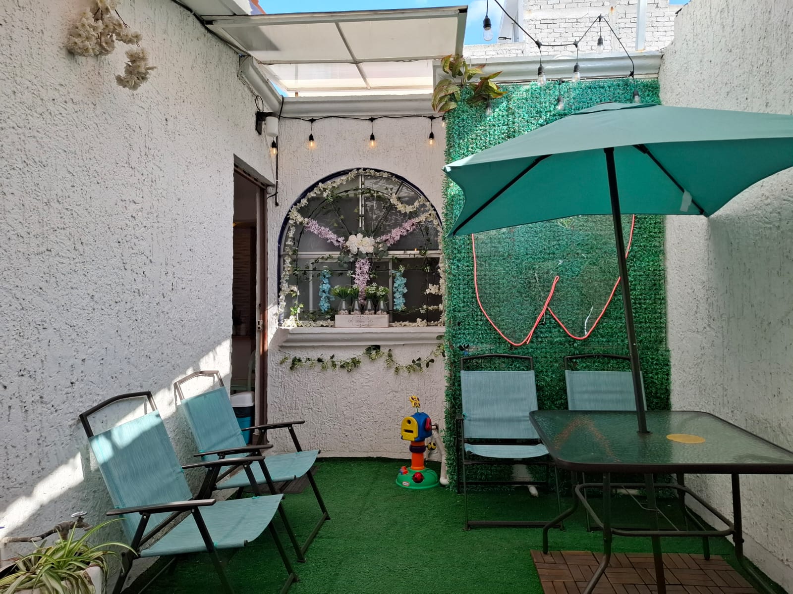 Patio de Crescere